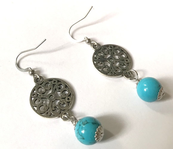 Brinco Turquesa Azul , Mandala e Gancho em Aço Inox