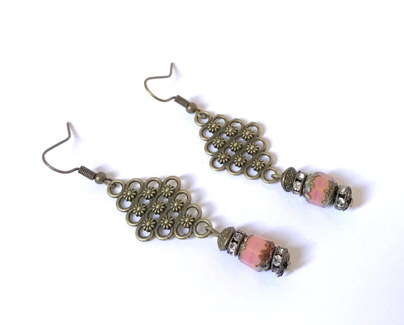 Brinco Ouro Velho com Cristal Theco Rose e Cristal Rondell