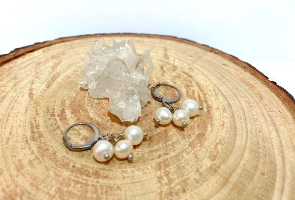 Brinco Pérola Branca Cultivada e Aço Inoxidável