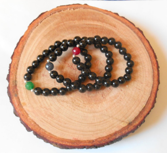Trio Pulseira Japamala negra 21 contas e jades