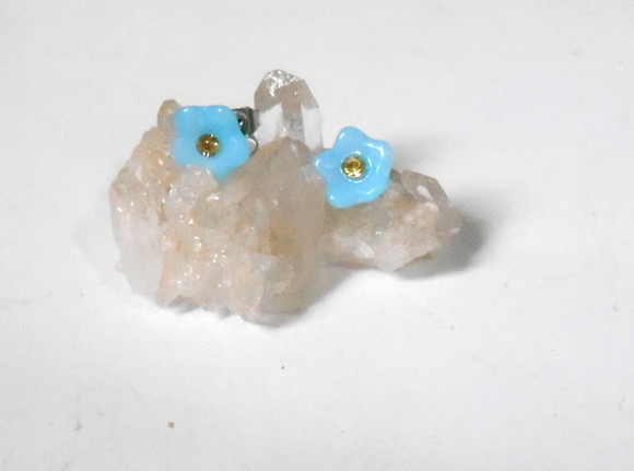 Brinco Flor azul cristal theco com aço inox