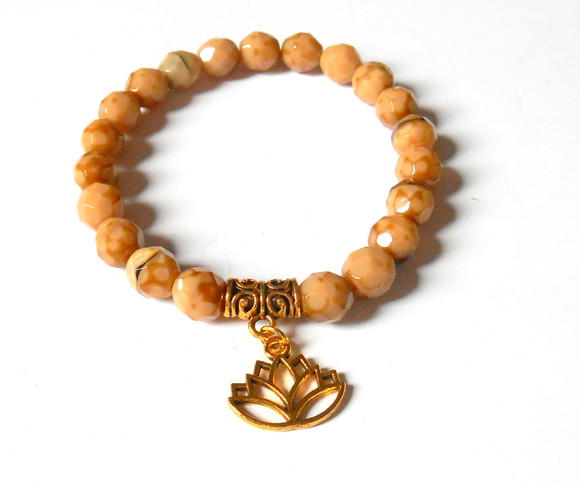 Pulseira Japamala com cristais Theco e flor de lótus