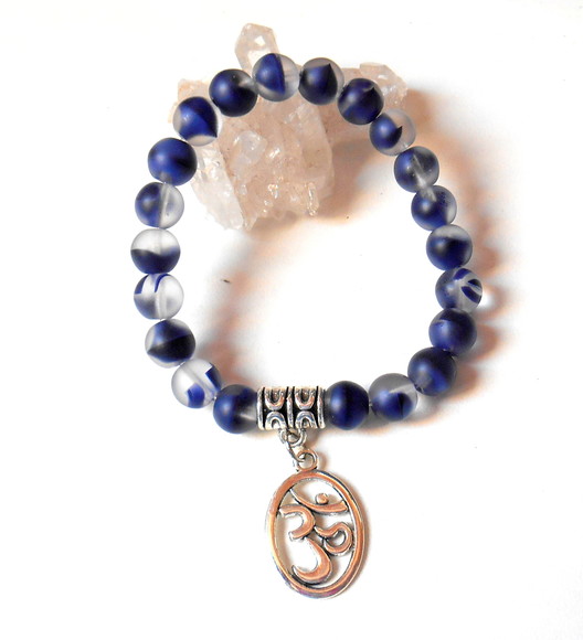 Pulseira Cristal theco 21 contas azul escuro e simbolo OM