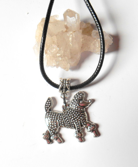 Cordão Colar com Cachorro Poodle