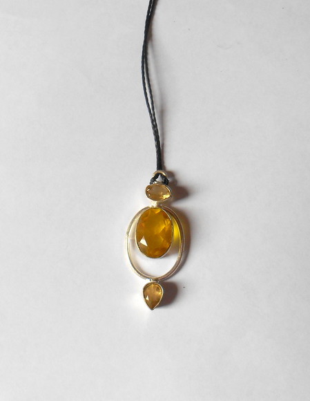 Cordão Colar com Pingente Amarelo Ajustável Longo -choker
