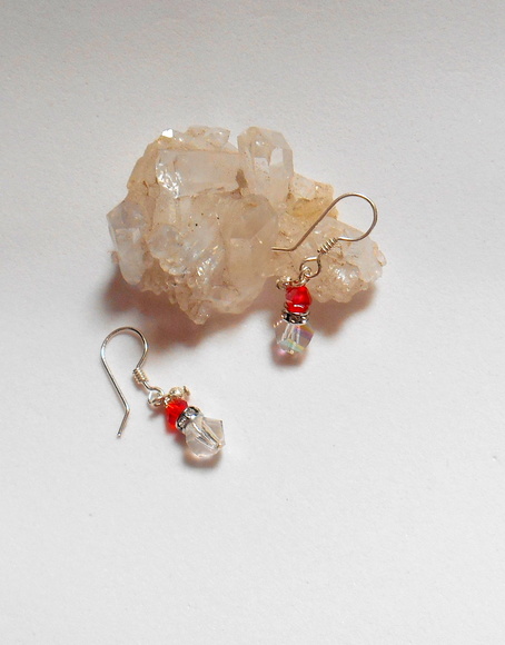Brinco de prata com Cristal vermelho e branco