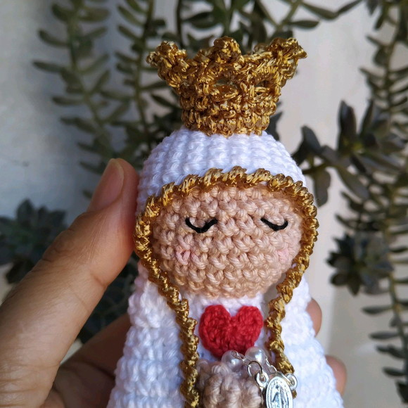 Nossa Senhora de Fátima Amigurumi 15 cm