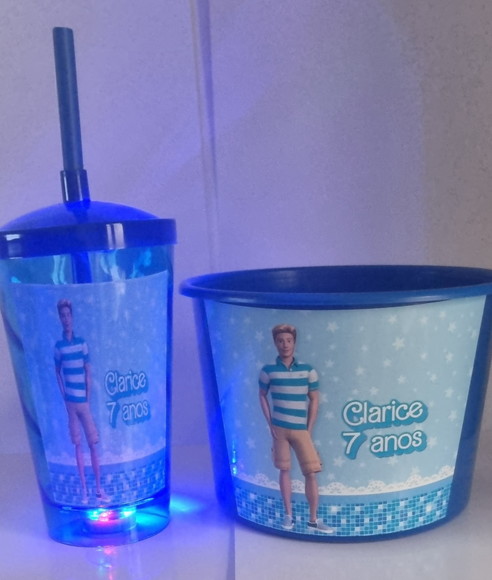 Kit Cineminha Barbie e Ken com Copo com Led