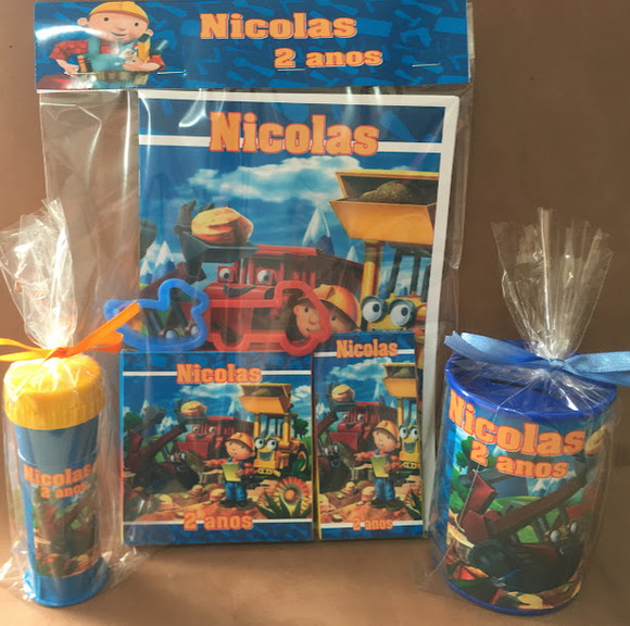 Kit Colorir / Massinha,cofrinho,bolinha de Sabão Construtor