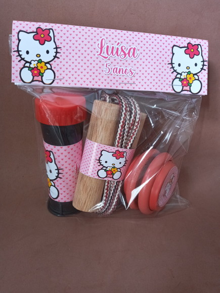 Kit Pula Corda, Ioiô e Bolinha de Sabão Hello Kitty