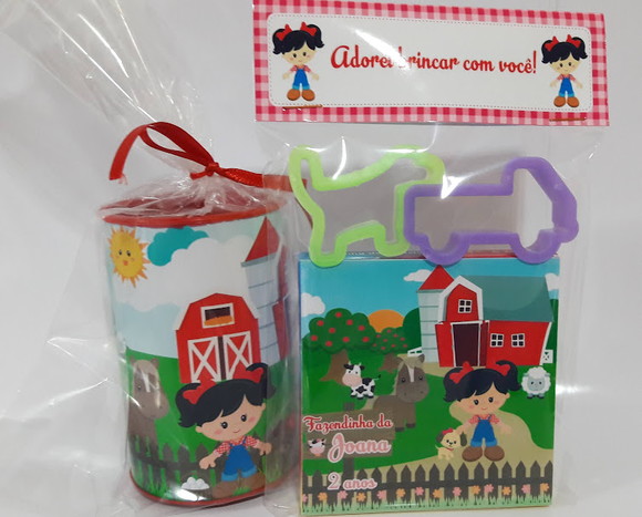 Kit Cofrinho e Massinha Fazendinha