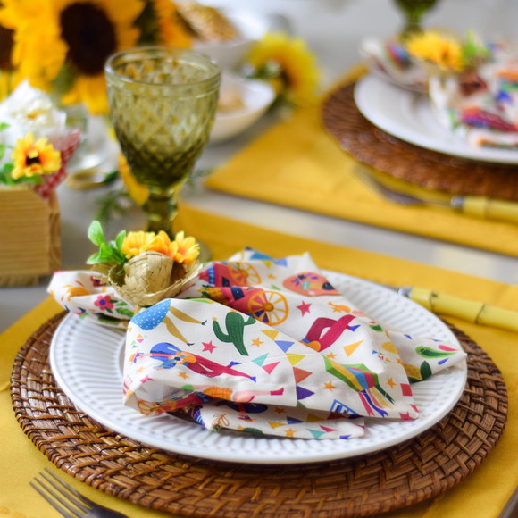 Mesa Posta de Festa Junina 8 Lugares