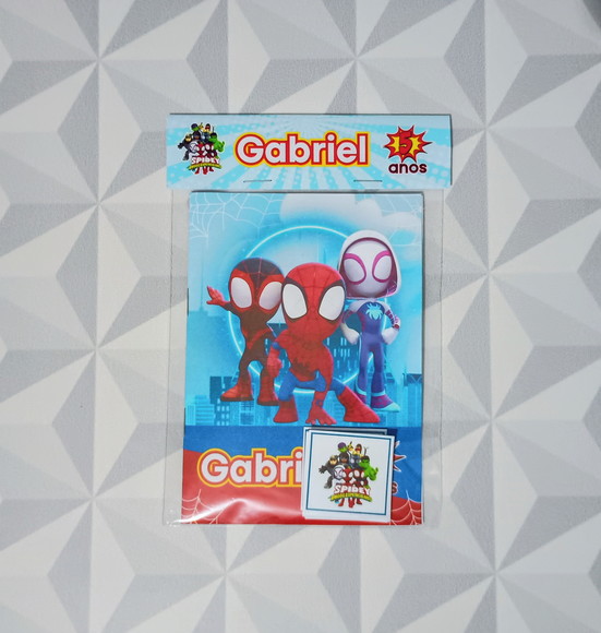 Álbum de Figurinhas e Livrinho de Colorir Spidey e Amigos