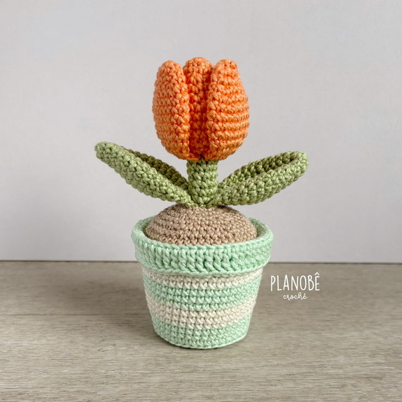 Vaso de Tulipa Laranja - Amigurumi