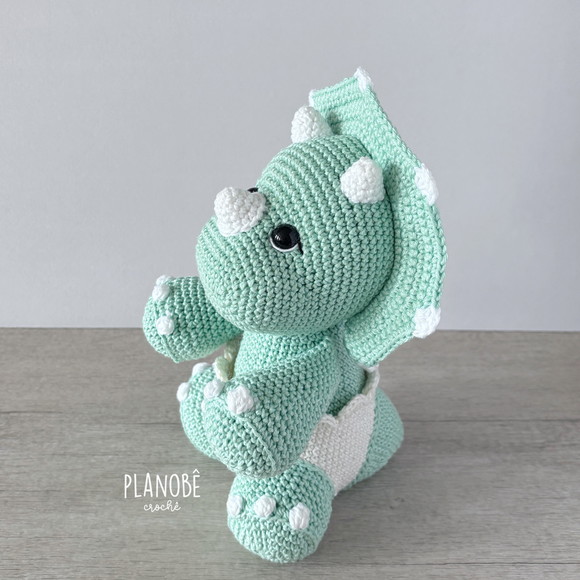 Dino Baby Triceratops - Amigurumi - Imagem 5