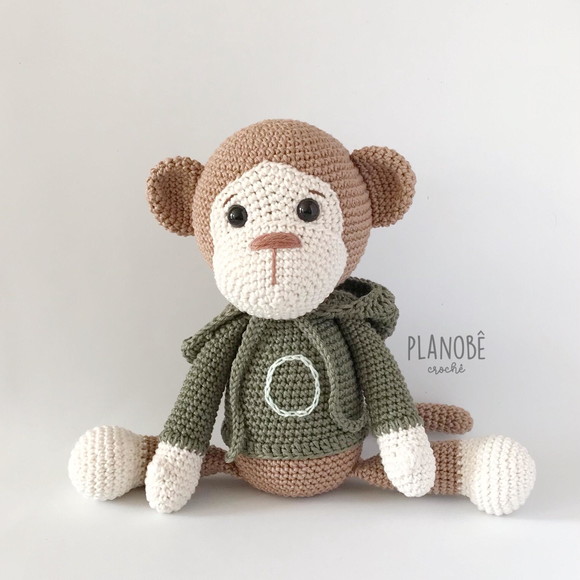 Macaco Bob com Moletom Amigurumi Crochê - Imagem 2