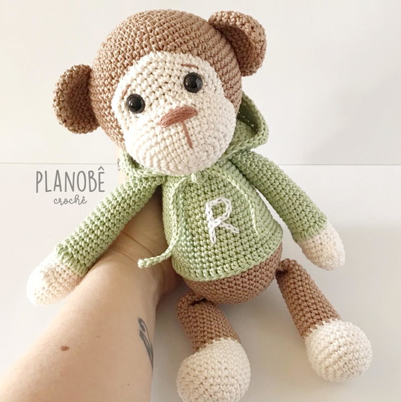 Macaco Bob com Moletom Amigurumi Crochê - Imagem 3