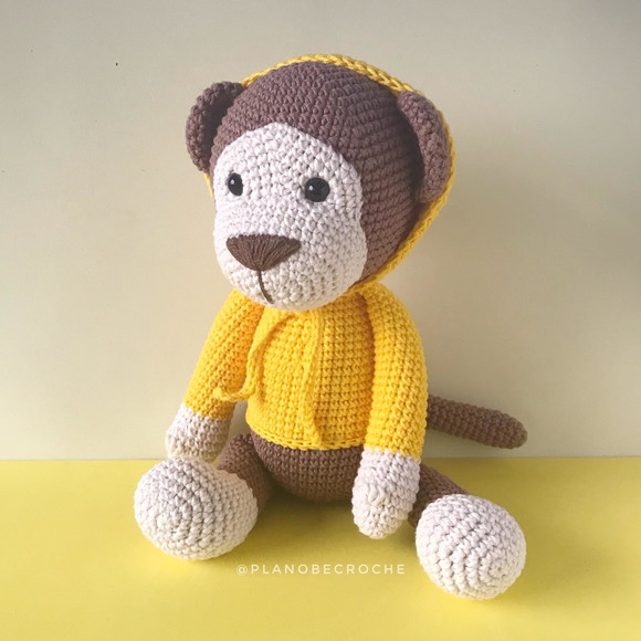 Macaco Bob com Moletom Amigurumi - Imagem 2