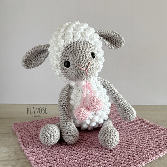 Ovelha Pipoca cinza - Amigurumi