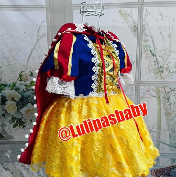 Vestido Branca de Neve Luxo
