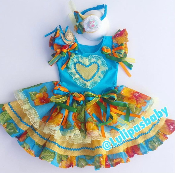 Vestido caipira menina