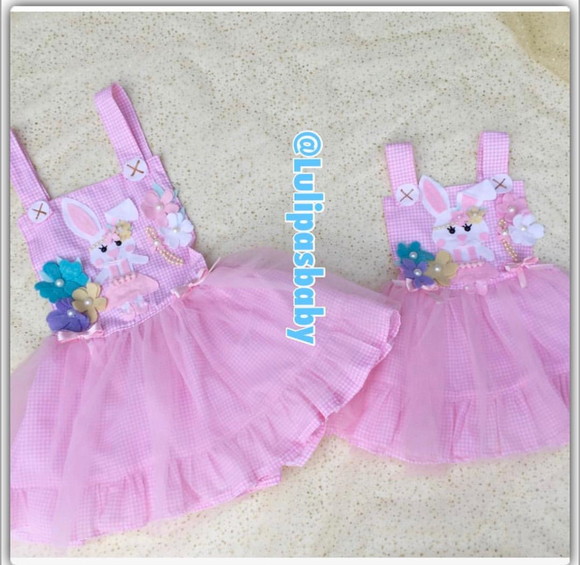 Roupa infantil de pascoa