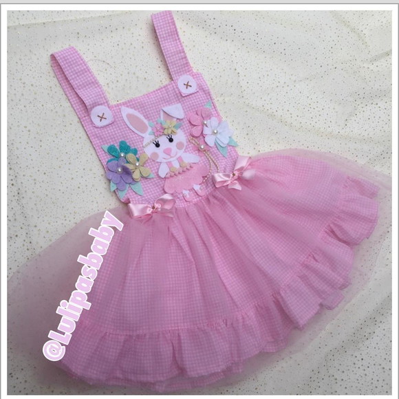 Roupa de Páscoa infantil