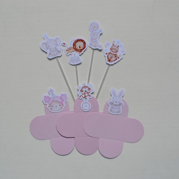 Combo Forminhas + Toppers Circo Rosa