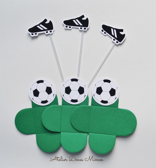 Futebol - Combo Forminhas + Toppers