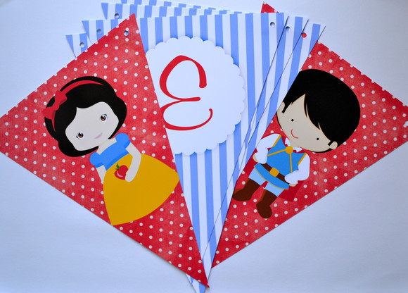 Bandeirolas Branca de Neve