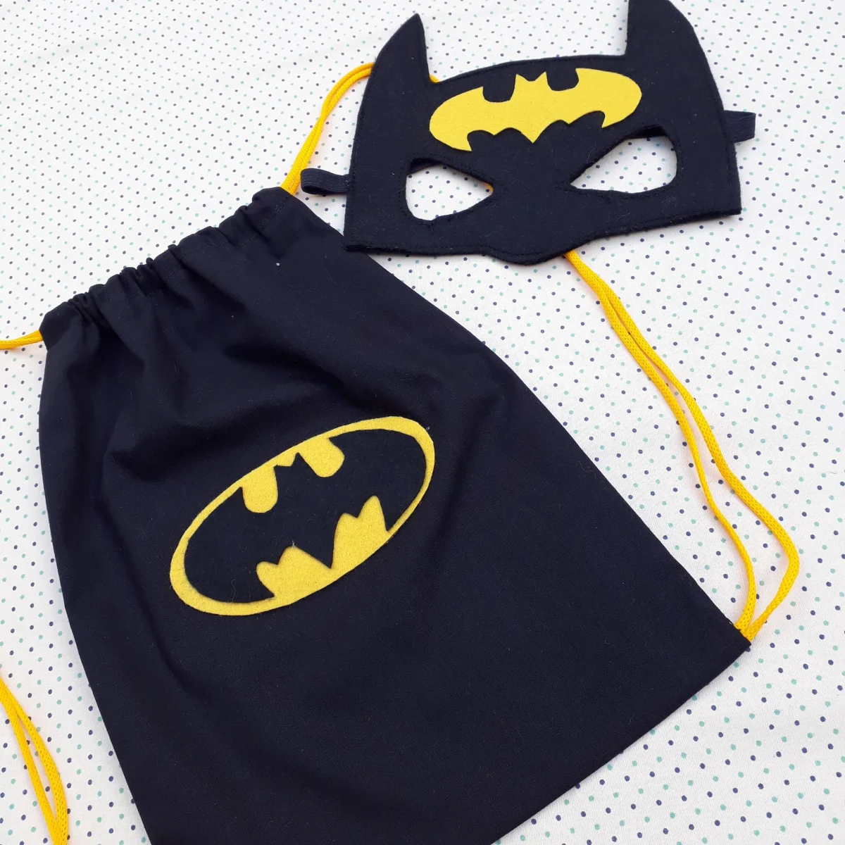 Kit Lembrancinha Batman Máscara + Mochilinha em Tecido - Imagem 2