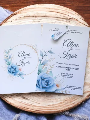 Convite de Casamento Floral Azul com Envelope Luva