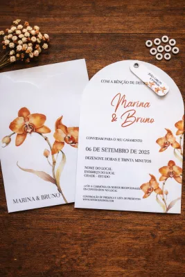 Convite de Casamento em Arco com Orquídeas Terracota, Envelope Luva, Tag e Ilhós Artesanal