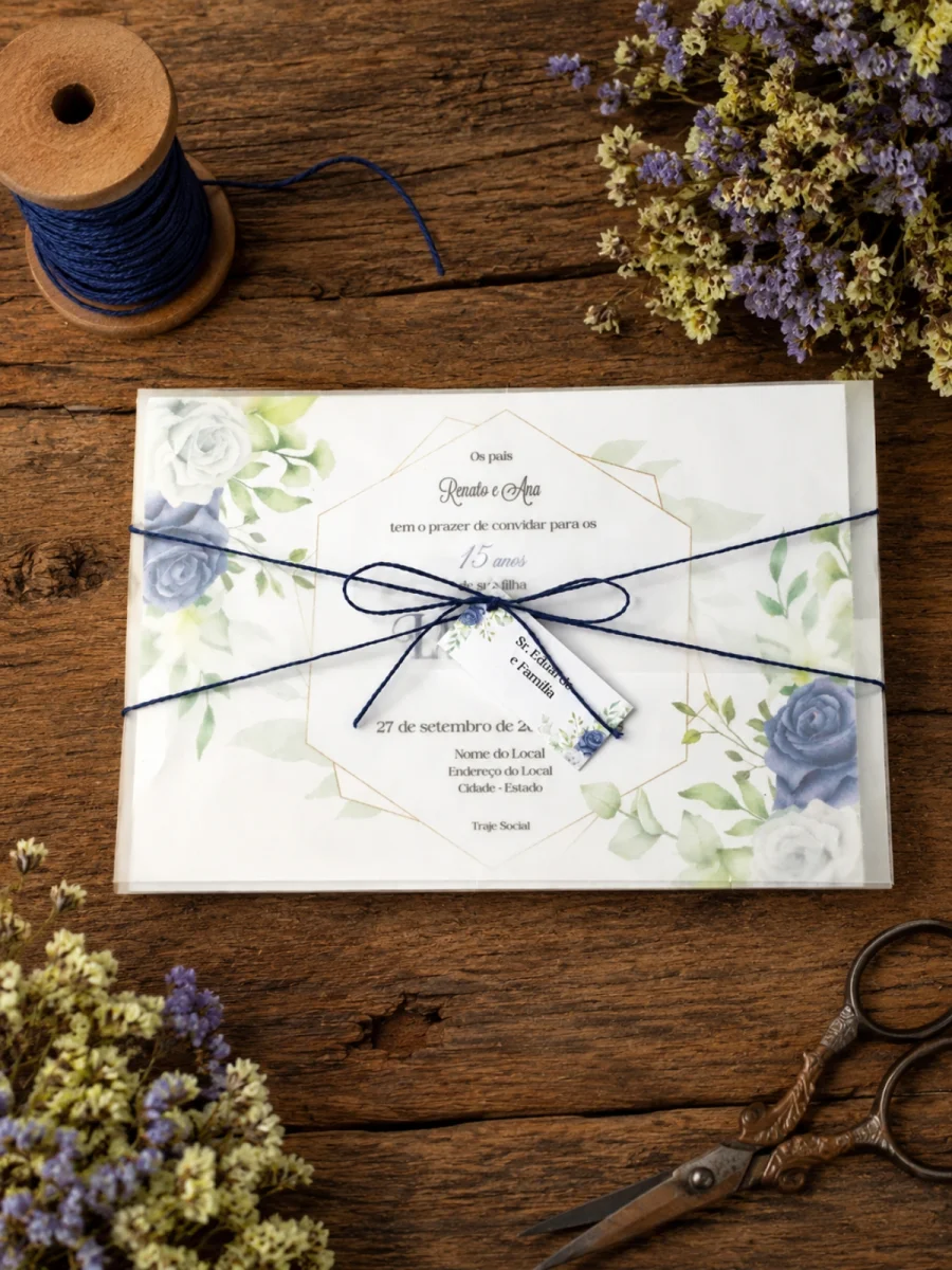 Convite de 15 Anos Floral Azul Serenity com Envelope Papel Vegetal - Imagem 1
