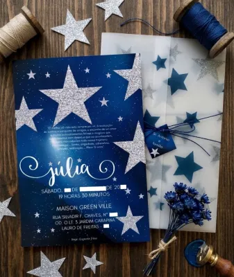 Convite 15 Anos Tema Galáxia e Estrelas - envelope translúcido