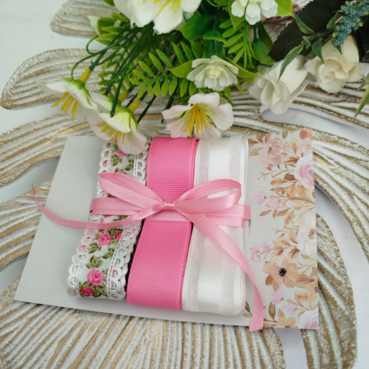 Kit de Fitas Floral Rosa e Branca — Poliéster Estampada, Gorgurão e Voil com Cetim - Imagem 7