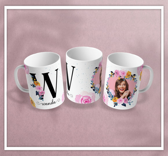 Caneca Personalizada de Porcelana Alfabética Floral
