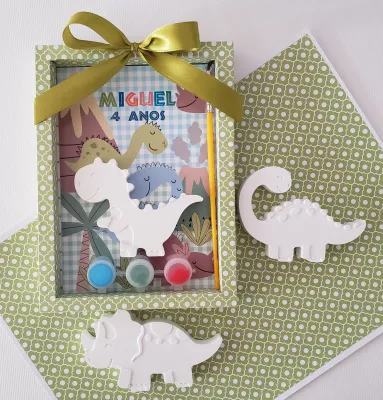 Lembrancinha aniversario Kit pintura em gesso Dinossauro