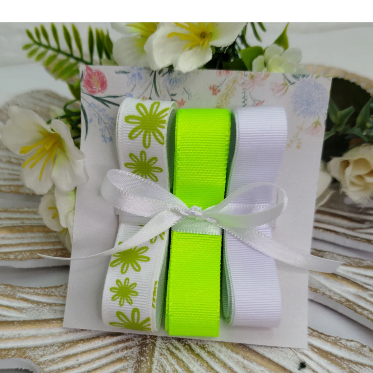 Kit de Fitas Gorgurão Floral Verde Limão e Branco — Estampa Margaridas