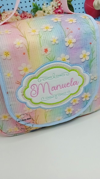 Necessaire Amora com Desenho (creche,viagem,maternidade..) - Imagem 3