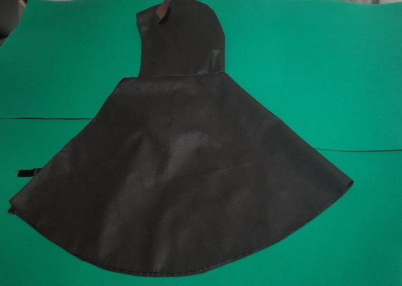 Capa Chapeuzinho Vermelho e Lobo Mau Tnt Duplo. - Imagem 3