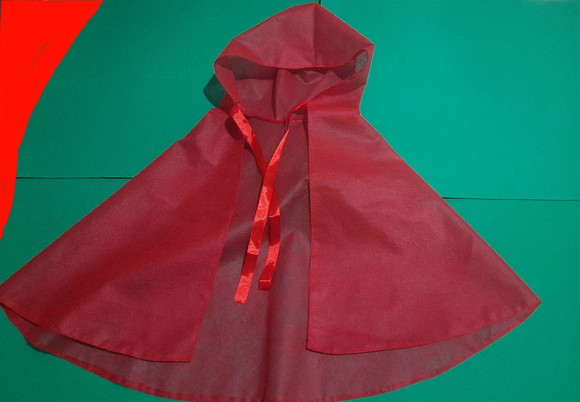 Capa Chapeuzinho Vermelho e Lobo Mau Tnt Duplo.