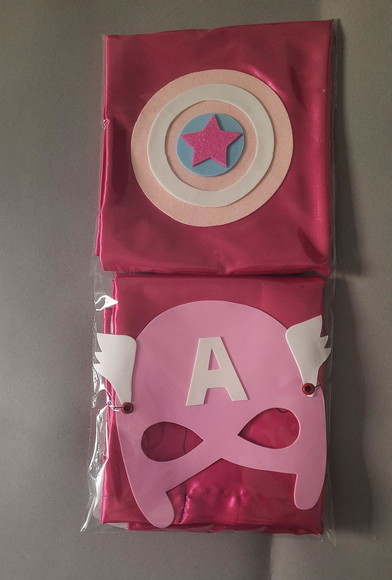Capa e Máscara Capitão América Rosa - Imagem 4