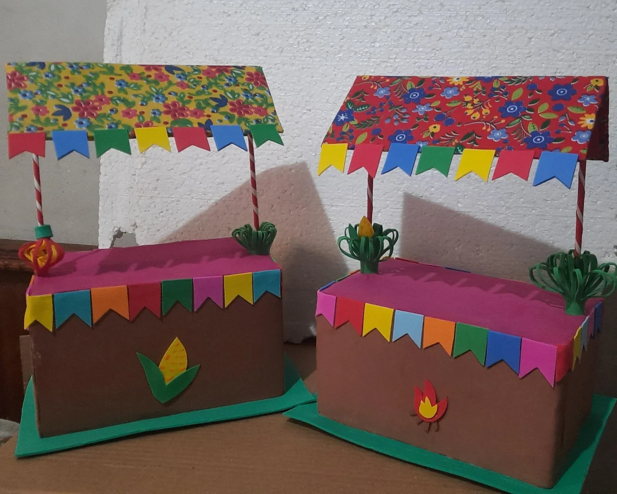 Barraquinha Junina Enfeite de Mesa - Imagem 1