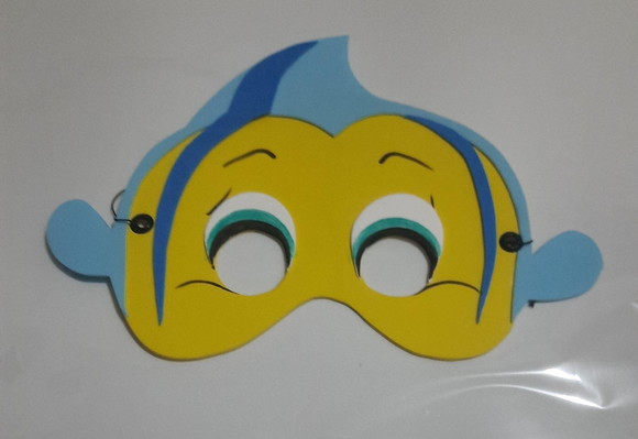 Máscaras Ariel, Linguado e Príncipe em Eva - Imagem 3