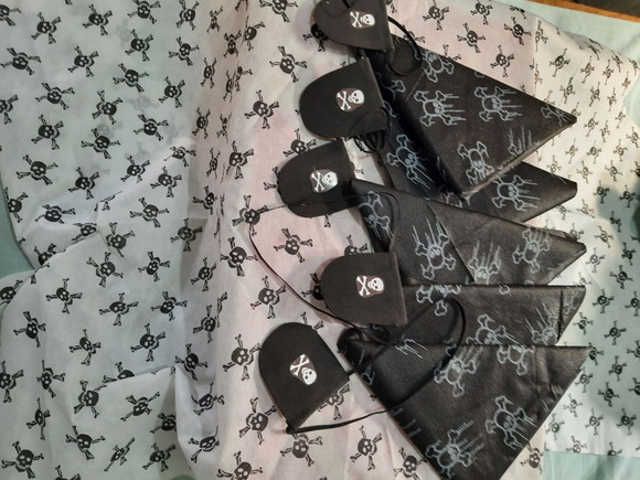 Bandana, Tapa Olho e Luneta Pirata - Imagem 2