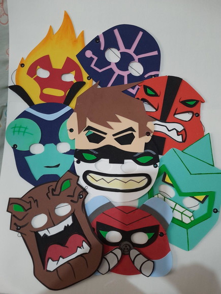 Máscaras Ben 10 e Alienígenas - Imagem 3