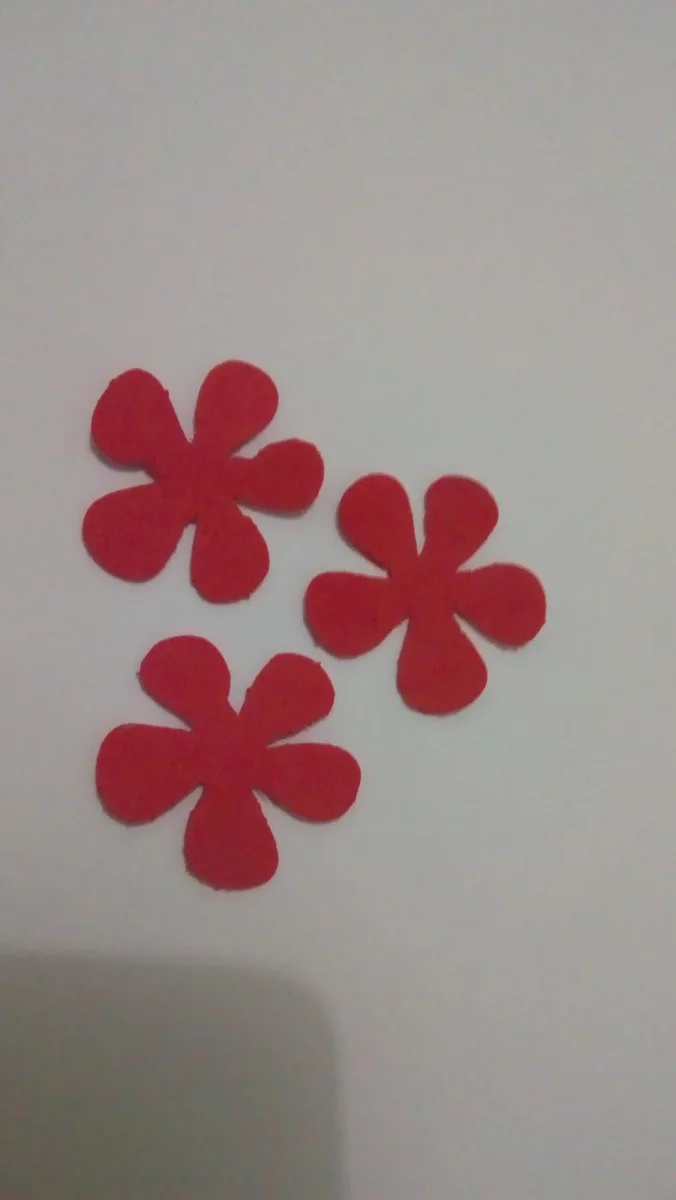 Aplique flor hélice pacote com 50 unidades