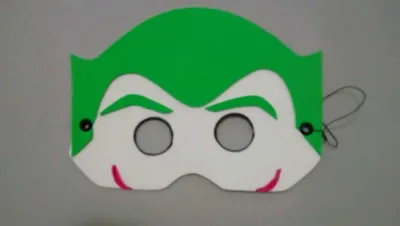 Máscara coringa em EVA