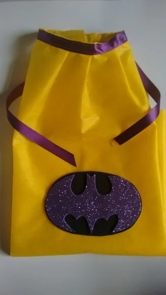 Capa Batgirl em TNT - Imagem 1